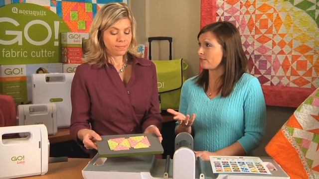 AccuQuilt GO! Quarter Square-2" Finished Triangle смотреть онлайн