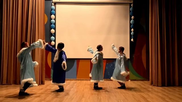 МБОУ «Центр образования п. Угольные Копи» Танец "Журавли" смотреть онлайн