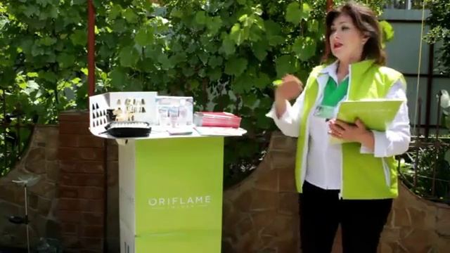 Оф лайн Бизнес. Холодный рынок Работа на промостойке. Валентина Аникина смотреть онлайн