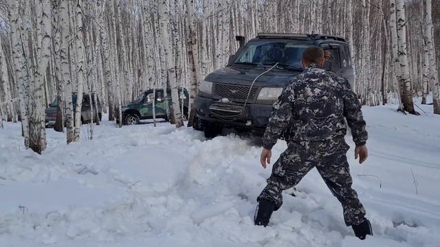 Сузуки Эскудо, 2 УАЗа Патриот и Нива 3д. Оффроад выезд по последнему снегу 30.03.2024