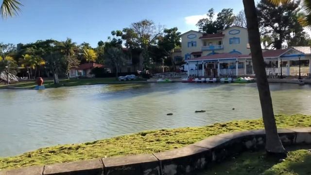 Parque Josone Varadero Cuba lugares para visitar y tour Park Josone смотреть онлайн