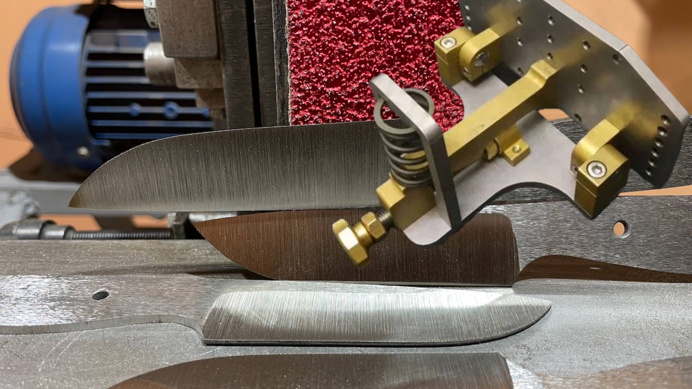 Тест приспособления для спусков клинка смотреть онлайн