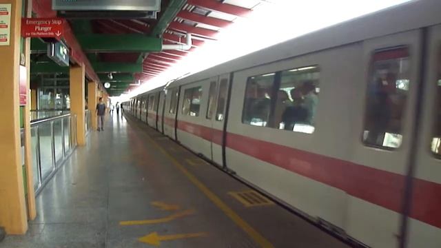 [SMRT] East West Line [Siemens C651 & Kawasaki C151] Set 229-230 and 065-066 arriving Lakeside смотреть онлайн