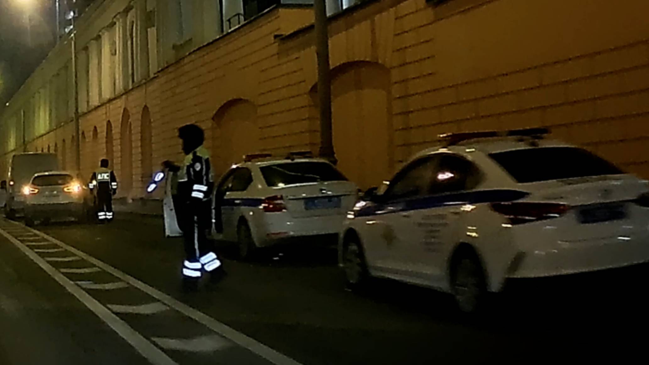 Дубышкин 77-2282 отказывается выполнять обязанности, привлекать нарушителей у1250 99, а3597 99 4ОСБ смотреть онлайн