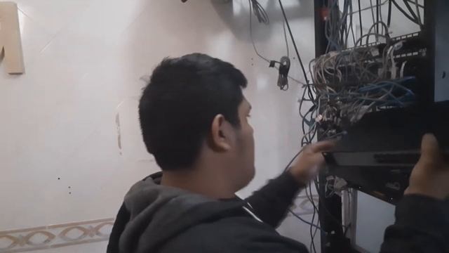 Cambio de módulo Switch tp link POR Nexxt directo desde el rack 👌🏼 👨🏻💻 👨🏻💻 смотреть онлайн