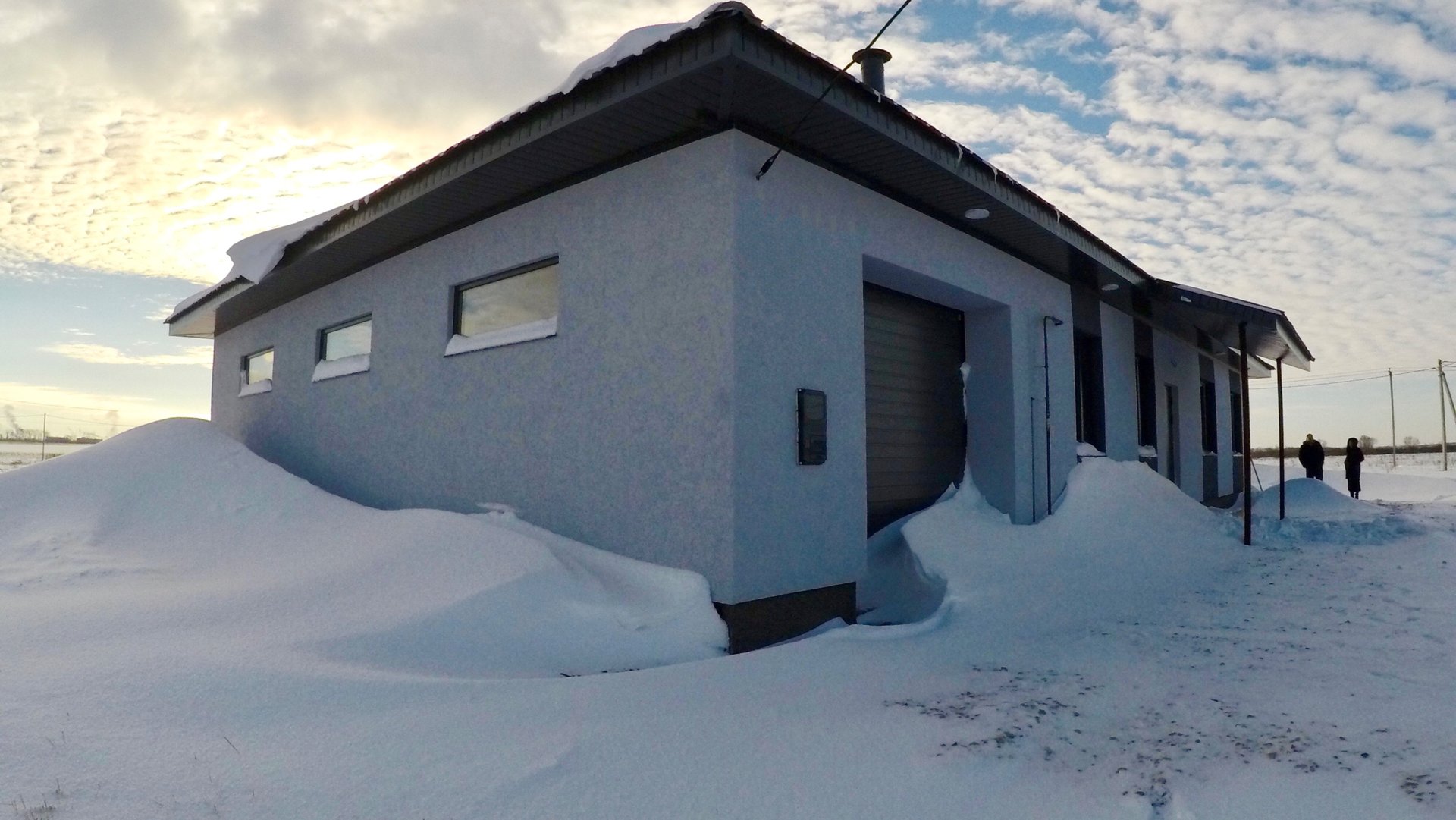 Дом с гаражом в смотреть онлайн