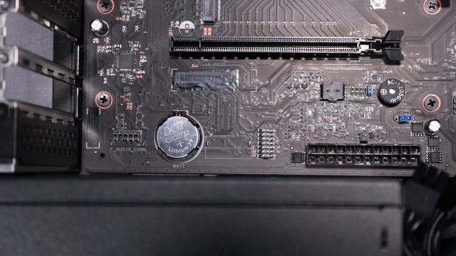 Removing & replacing parts for Omen by HP Obelisk Desktop PC | HP Computer Service смотреть онлайн