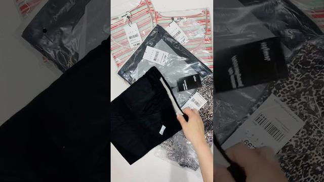 Лот Дженифер - шорты, юбки, платья 16 шт цена 120 грн за ед смотреть онлайн
