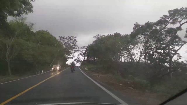 Серпантины Халиско на пути в Пуэрто Вайярту (1) смотреть онлайн
