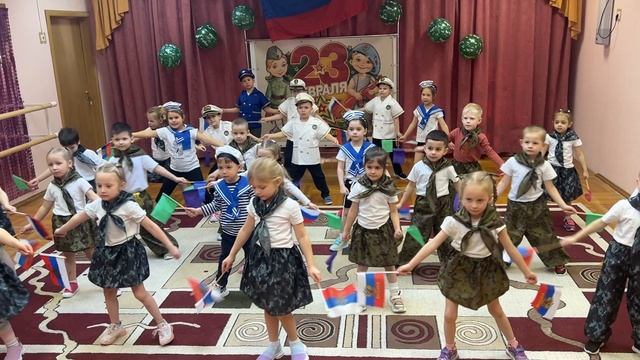 Танец на 23 февраля старшая группа НАША АРМИЯ смотреть онлайн