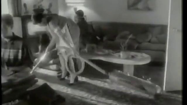 80's Ads: Eureka Express Vacuum Cleaner 1986 смотреть онлайн