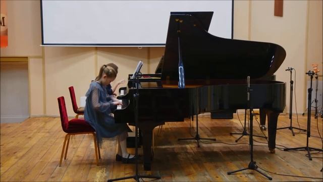 Ганшу Виктория. Городской конкурс "Юнные таланты Екатеринбурга". 02.03.2024 смотреть онлайн