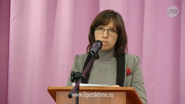 Липецкие спасатели готовятся к сложной паводк... смотреть онлайн