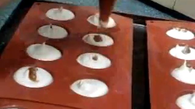 Изготовление новых продуктов, кекс "капелюшка" смотреть онлайн