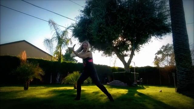 Little More (Warm Up) MM 63 Zumba® смотреть онлайн