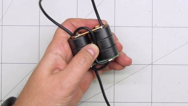 Antena wielopasmowa KF z anteny CB radio (CHA-250) смотреть онлайн