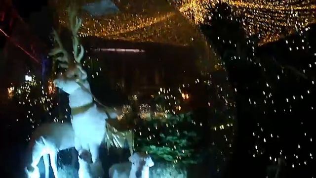 ДЕКОРАЦИИ НА КРАСНОЙ ПЛОЩАДИ ПРИВОДЯТ В ВОСТОРГ/БЕЛЫЕ ЖИВЫЕ МЕДВЕДИ\РОСКОШЬ смотреть онлайн