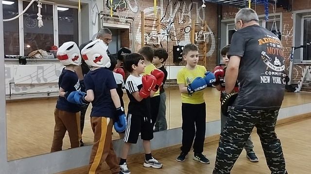 мл. группа 16.01.23 смотреть онлайн