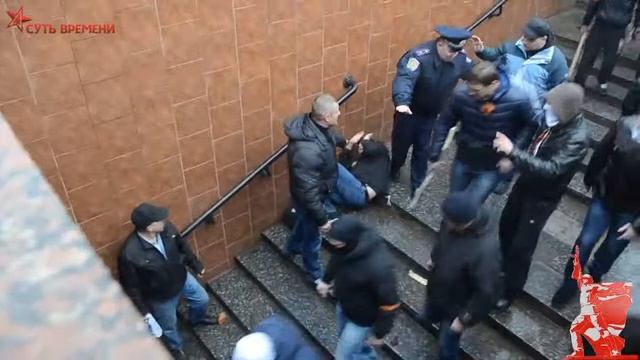 13 апреля, Харьков гоняет защитников хунты часть 1 смотреть онлайн