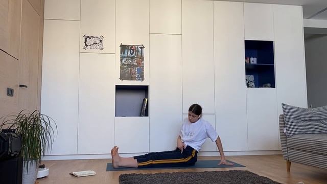 как сделать пашчимоттанасану | how to paschimottanasana смотреть онлайн