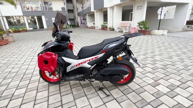 Yamaha Aerox 155 - MOST PRACTICAL MODS | HONEST TOURING REVIEW смотреть онлайн