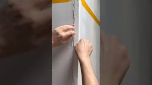 Сравнение обычного шпателя и шпателя Коршун для внешнего угла.