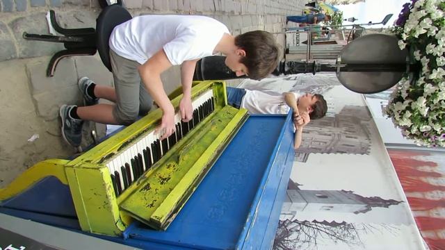 Львов. Площадь Рынок. 13.06.2014 смотреть онлайн