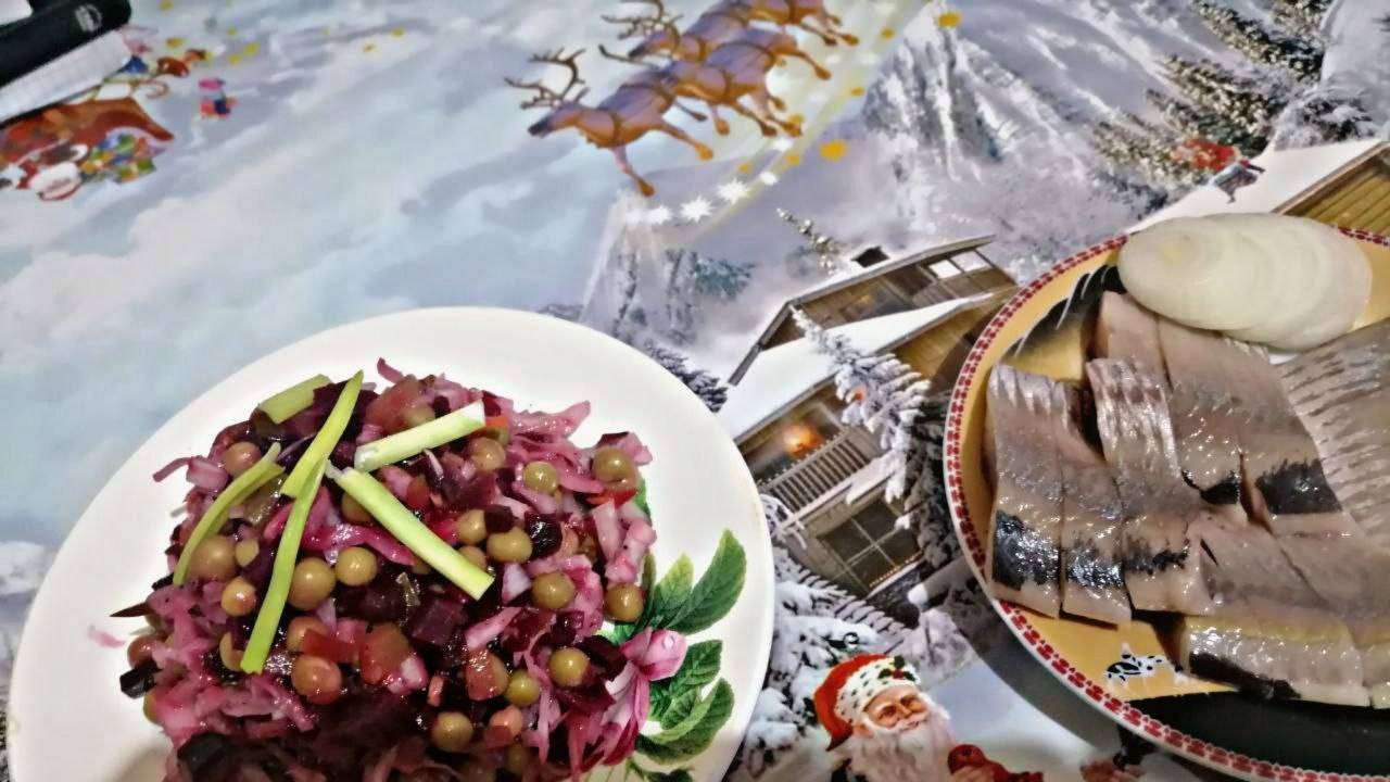 Лёгкий салат. @ Обзор селёдки из Чижа.