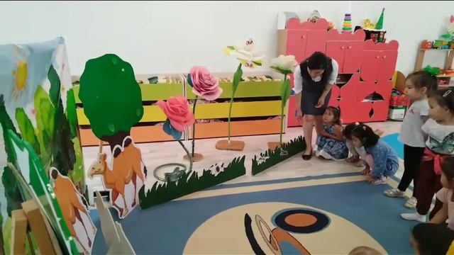 Қоршаған ортамен танысу Тақырып: "Жайлауға саяхат" Ортаңғы топ Тәрбиеші: Хасенова Н.Қ смотреть онлайн