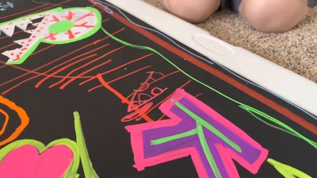 Building a CHALK MARKER ramp and decorating it with FUNCILS CHALK MARKERS!!! смотреть онлайн