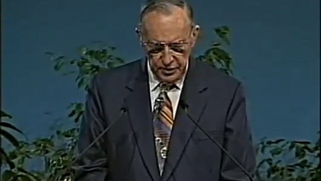 Дерек Принц (Derek Prince)  -  Власть и сила Слова Божьего (звук реставрирован)