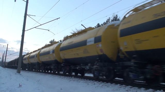 Электровоз БКГ1-007 с грузовым. Белорусская железная дорога смотреть онлайн