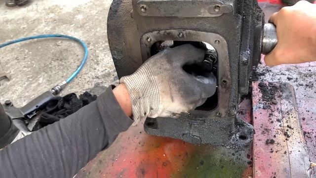 Restoration of a 3-wheeled vehicle carrying old construction materials | Restore of 3-wheeler engin смотреть онлайн