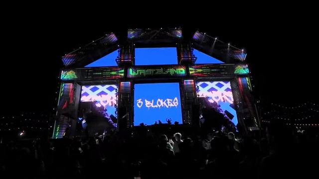 Audiofreq, Code Black & Toneshifterz Presents: 3 blokes at The Basscon stage at EDC Las Vegas 2022 смотреть онлайн
