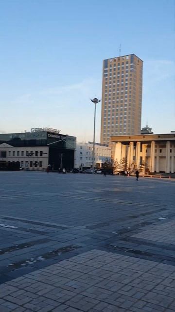Еду в Монголию зимой🥶. Площадь Сухэ-Батора, Дворец Чингисхана смотреть онлайн