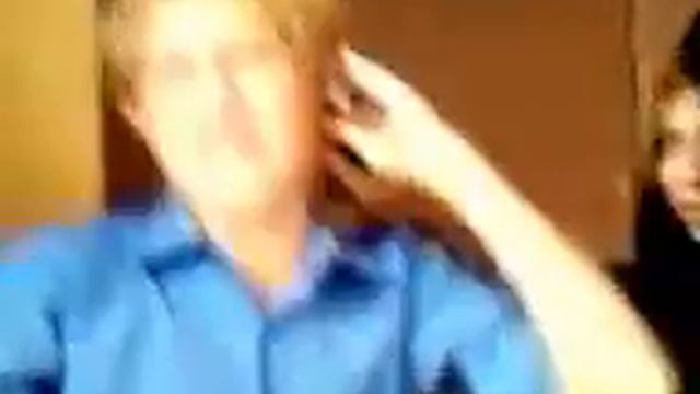 Он перепел Селену Гомез! смотреть онлайн