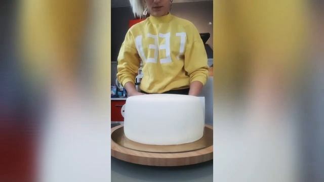 les fleurs en pâte à sucre/Цветы из мастики 💐 смотреть онлайн