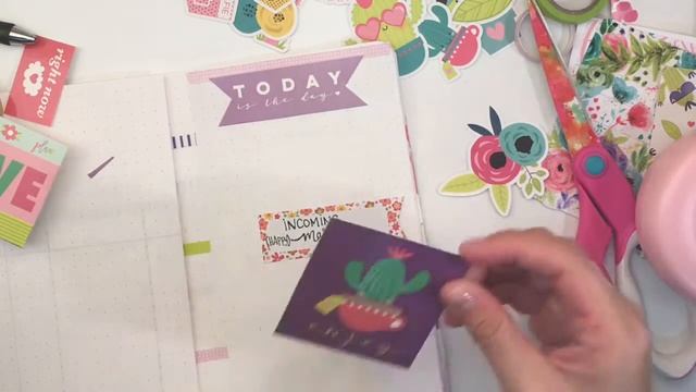 DIY Travelers Notebook Inserts | MommyLhey's June Box| ScrapbookwithKim смотреть онлайн