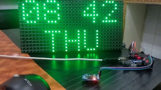 LED Matrix P10 display Arduino clock using DS3231 смотреть онлайн