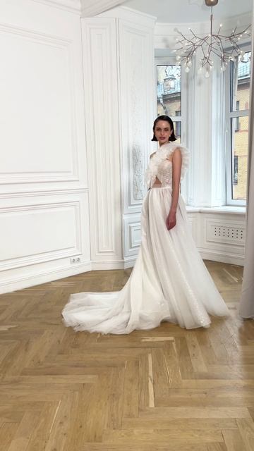 Свадебное платье Спика из коллекции «Piter Vibes» от бренда Divino Rose