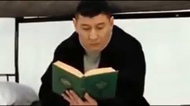 Рекетир (Каспийский груз-табор уходит в небо) смотреть онлайн