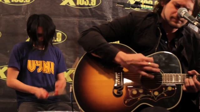 Silversun Pickups "Panic Switch" Acoustic (High Quality) смотреть онлайн