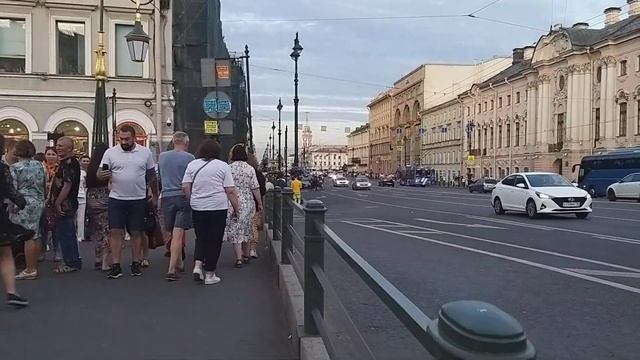Питер,прогулка по Невскому,26.07.22г. смотреть онлайн