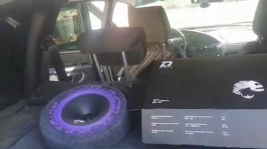 Установка динамиков DL Audio Piranha 200 v 2 на НИВУ ТРЕВЕЛ