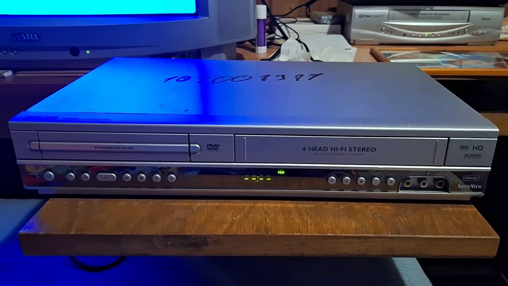 DVD-Видеомагнитофон Philips DVP3100V DVD/VCR Player смотреть онлайн