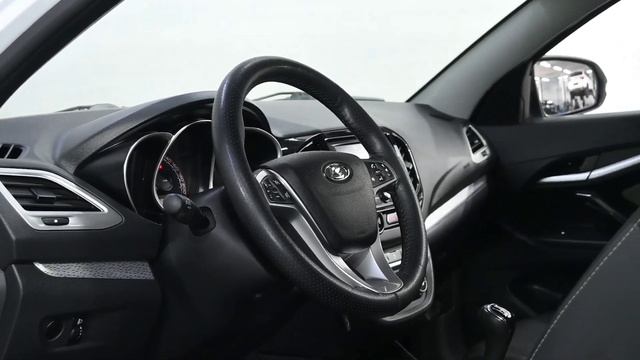 ВАЗ (Lada) Vesta SW (2018) 18456 смотреть онлайн