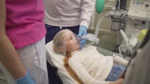 Детское стоматологическое лечение во сне под наркозом в грамотной стоматологии «Стомус»