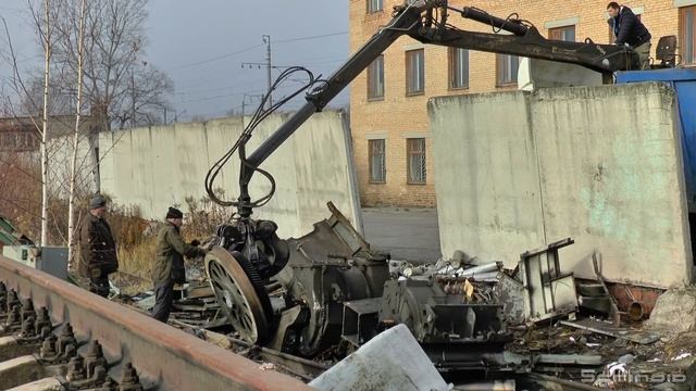 Слом электровоза ВЛ86Ф-001 / Scrapping of VL86F-001 locomotive смотреть онлайн