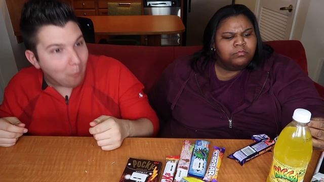 MUNCHPAK SENT ANOTHER LITTY BOX!! LEMON CHIPS AND COFFE CANDY смотреть онлайн