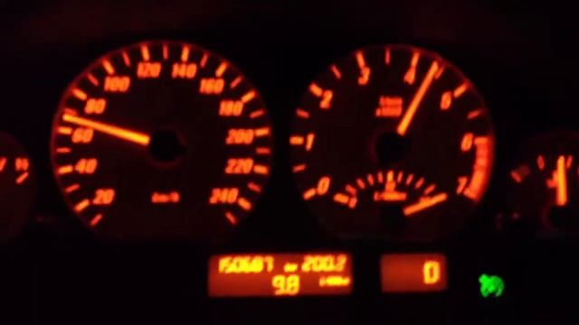 BMW E46 330ci Kickdown 0-100 km/h смотреть онлайн